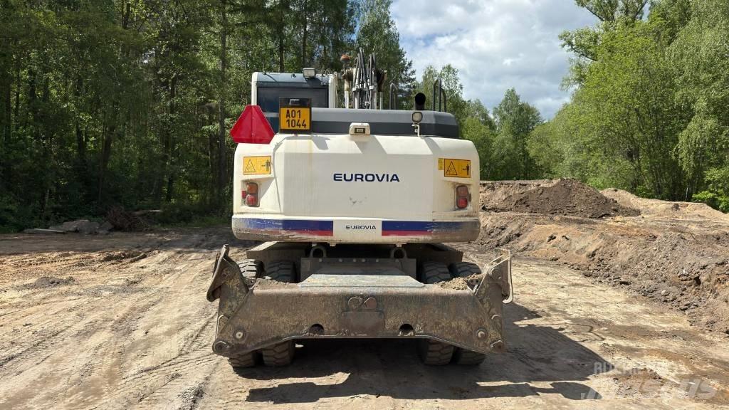 Komatsu PW 148-8 Escavadoras de rodas