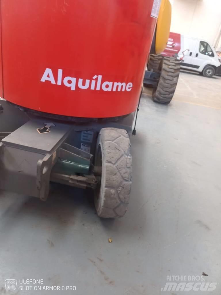 JLG E 300 AJP Elevadores braços articulados