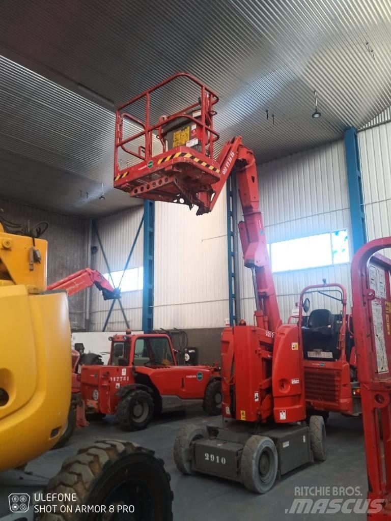 JLG E 300 AJP Elevadores braços articulados