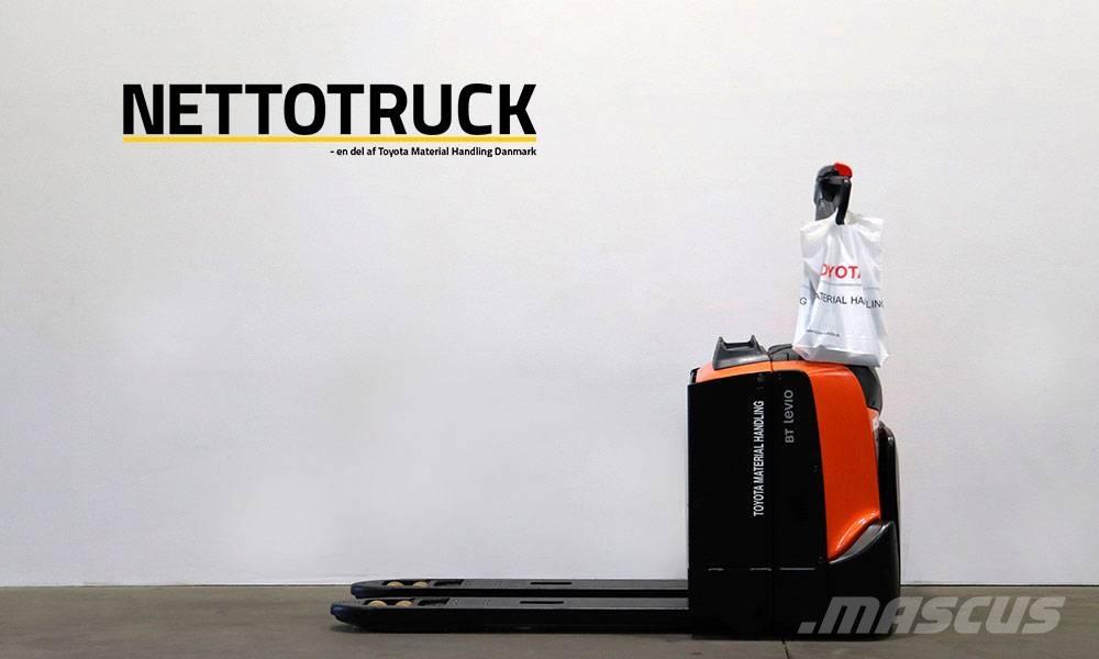 Toyota LPE 200 Porta-paletes com plataforma