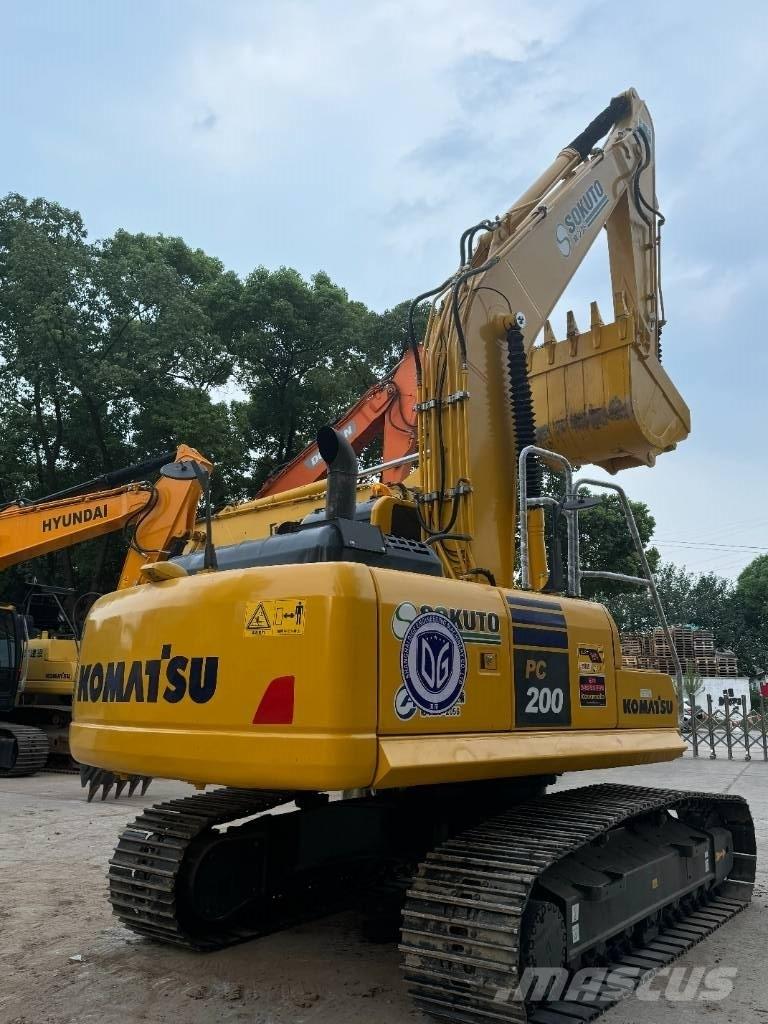 Komatsu PC 200-8 Escavadeiras de esteiras
