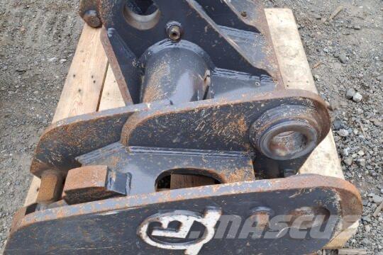 Develon Hitch Miniescavadeiras