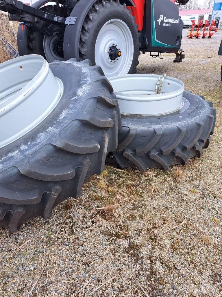  Paripyörät 520/85R42 Pneus Agrícolas