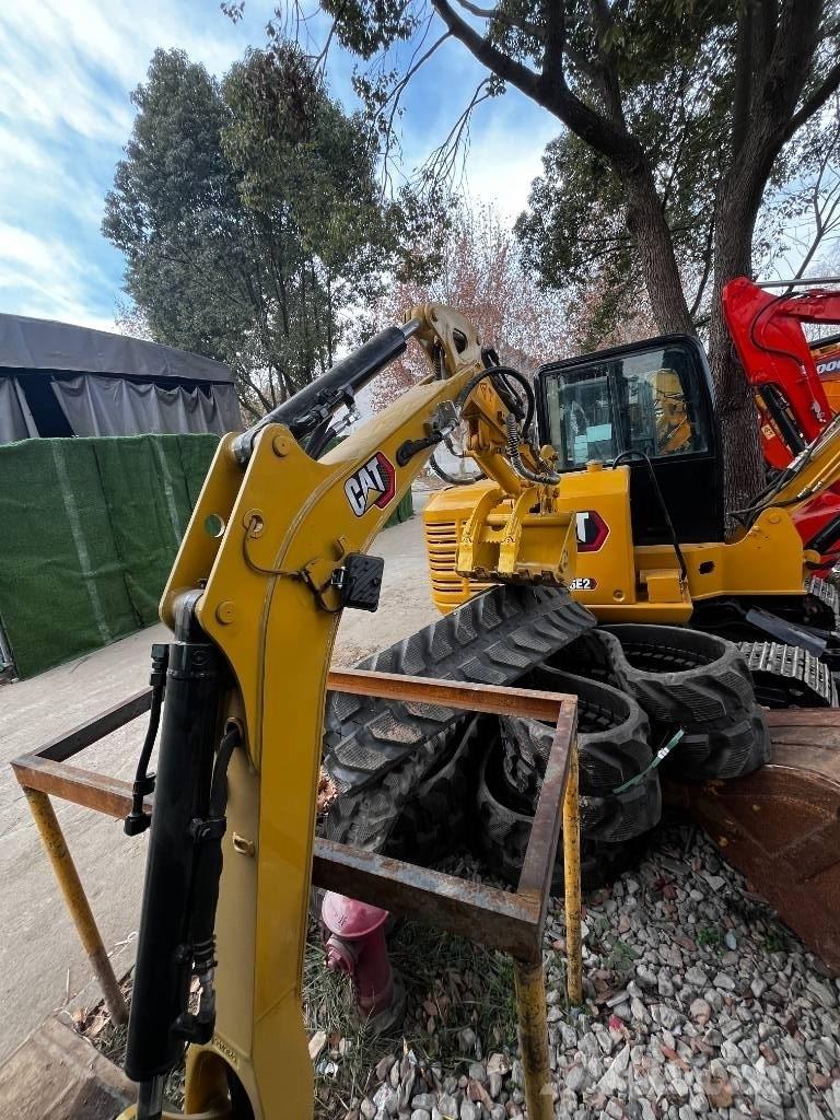 CAT 302 CR Miniescavadeiras