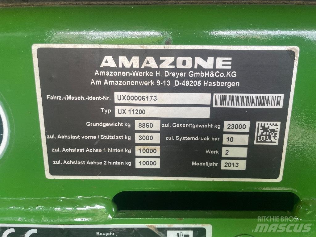 Amazone UX 11200 Pulverizadores rebocados