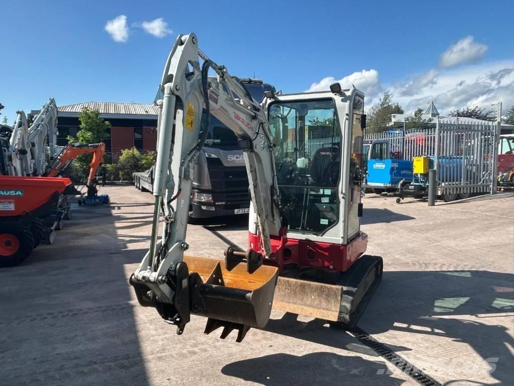 Takeuchi TB 325 R Miniescavadeiras
