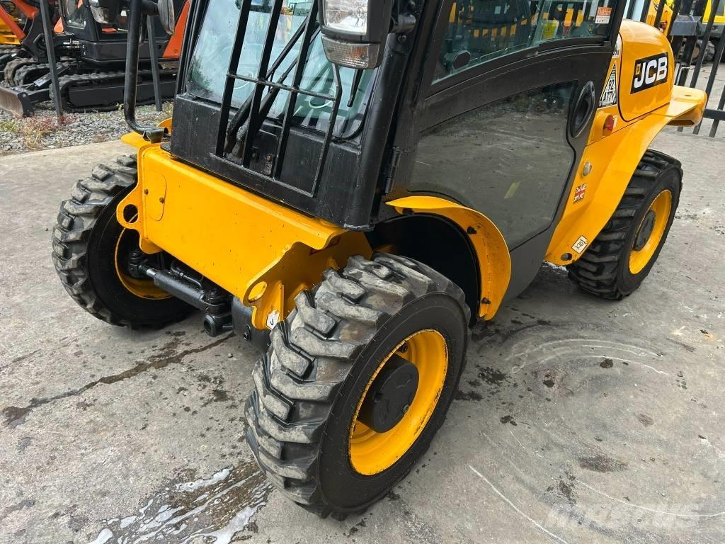 JCB 520-40 Manipulador telescópico