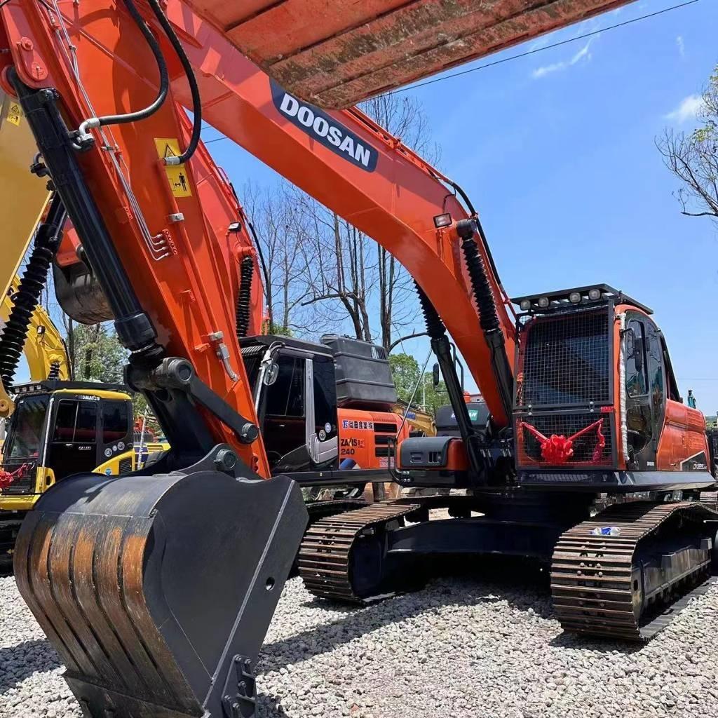 Doosan DX 225 LC Escavadeiras de esteiras