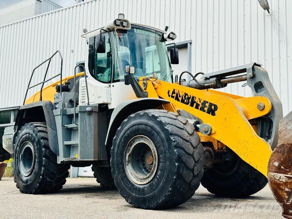 Liebherr L 566 Carregadeiras de rodas