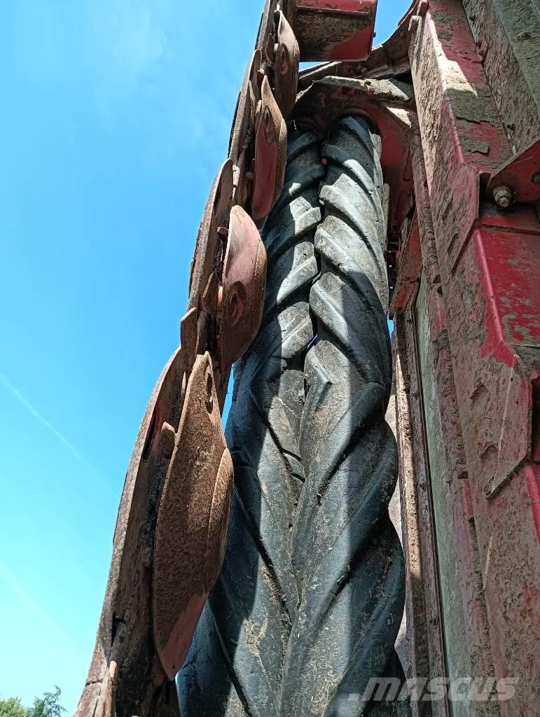 Pöttinger NOVACT X8 Gadanheiras-Condicionadoras