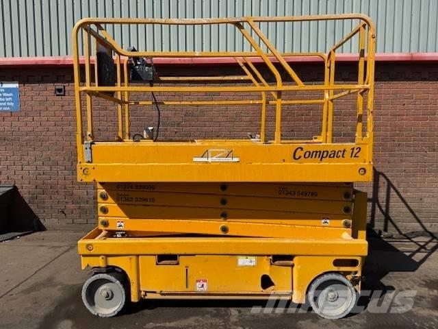 Haulotte Compact 12 Elevadores de tesoura