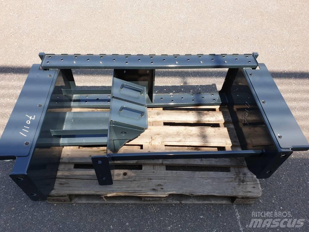 Hyundai Steps - HW140 Chassis e suspensões