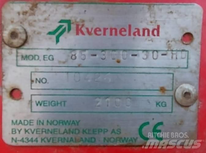Kverneland EG85-300 Charruas reversíveis