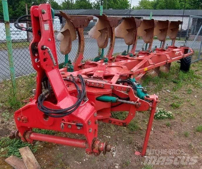 Kverneland EG85-300 Charruas reversíveis