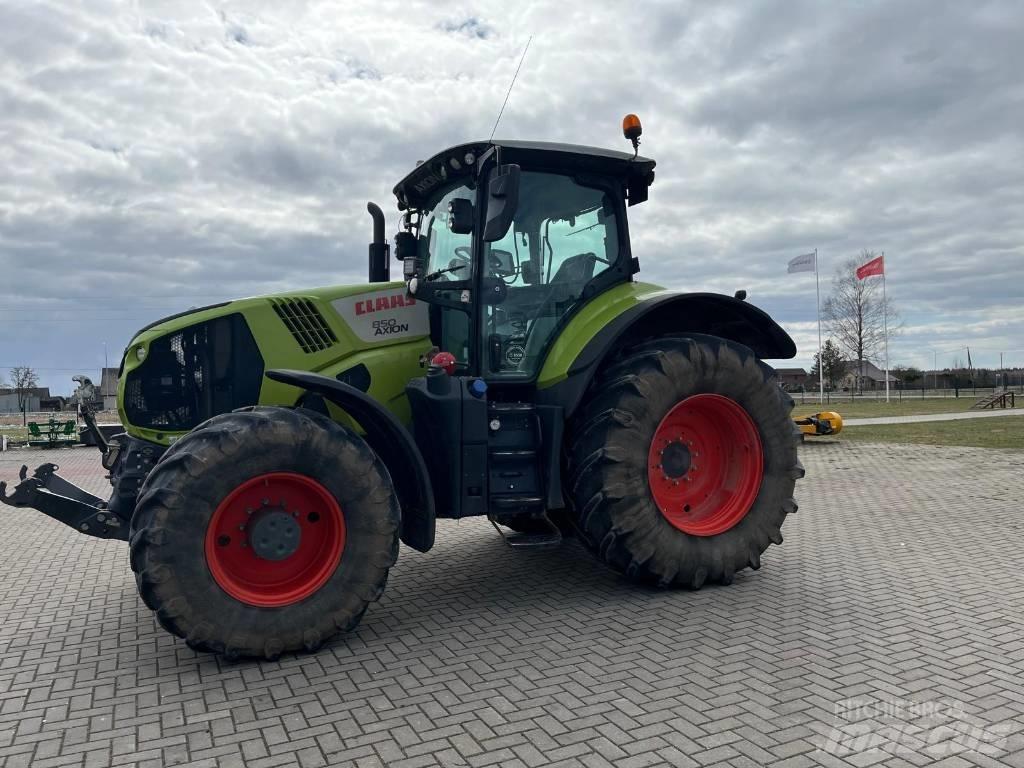 CLAAS Axion 850 Tratores Agrícolas usados
