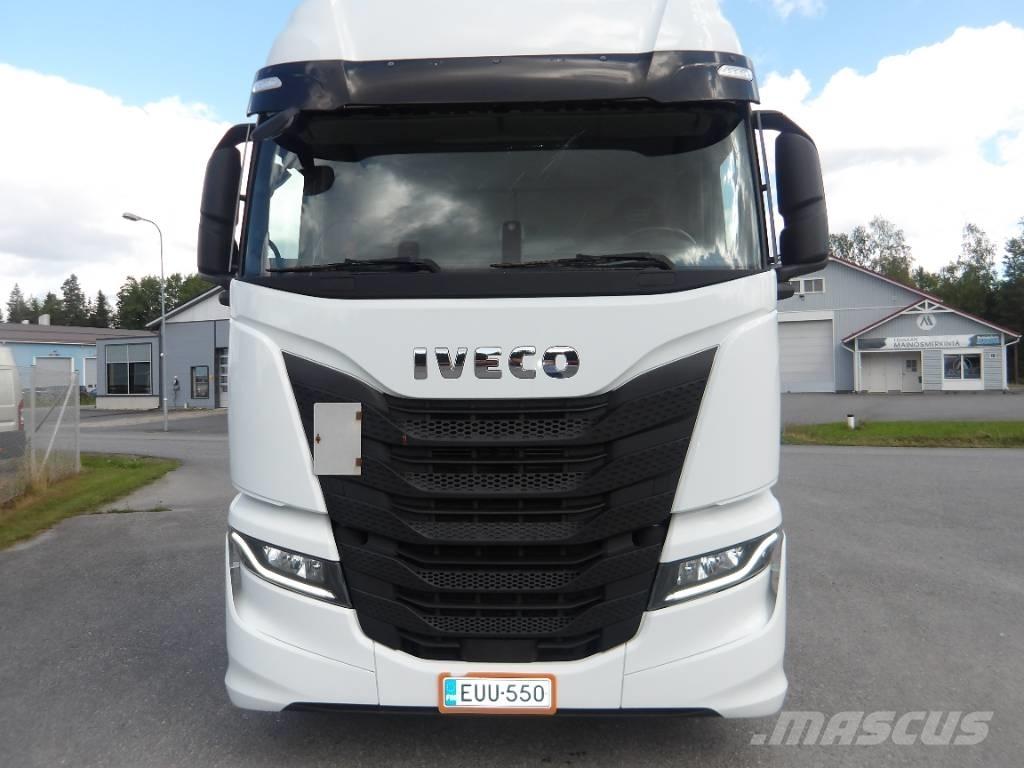 Iveco AS 440 STX Cavalos Mecânicos