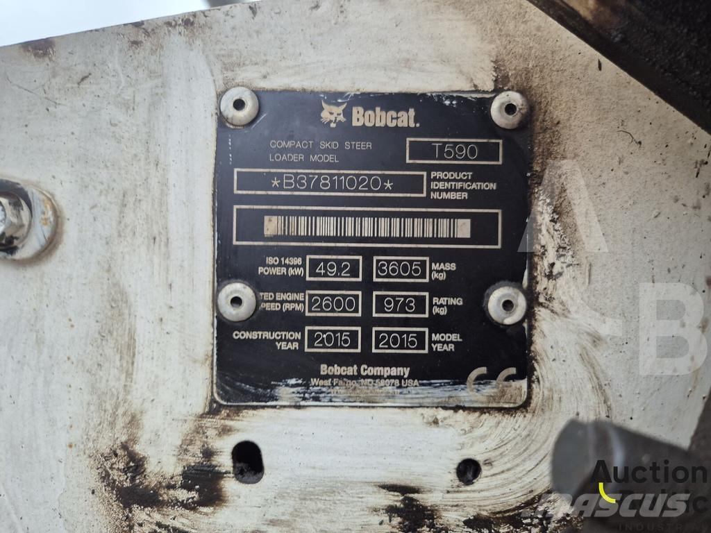 Bobcat T590 Carregadoras de lagartas