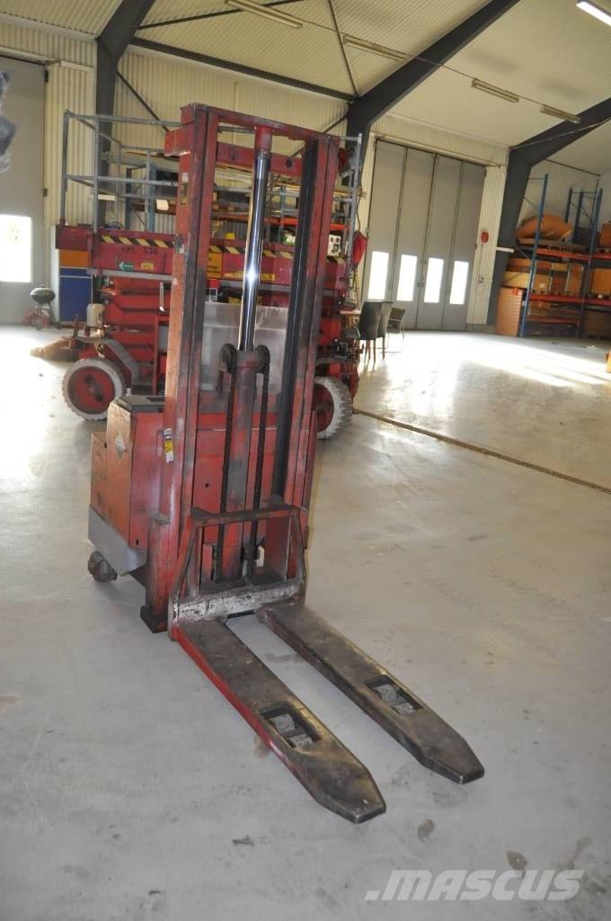 BT LGV1000 /  EL-TRUCK Empilhadores eléctricos