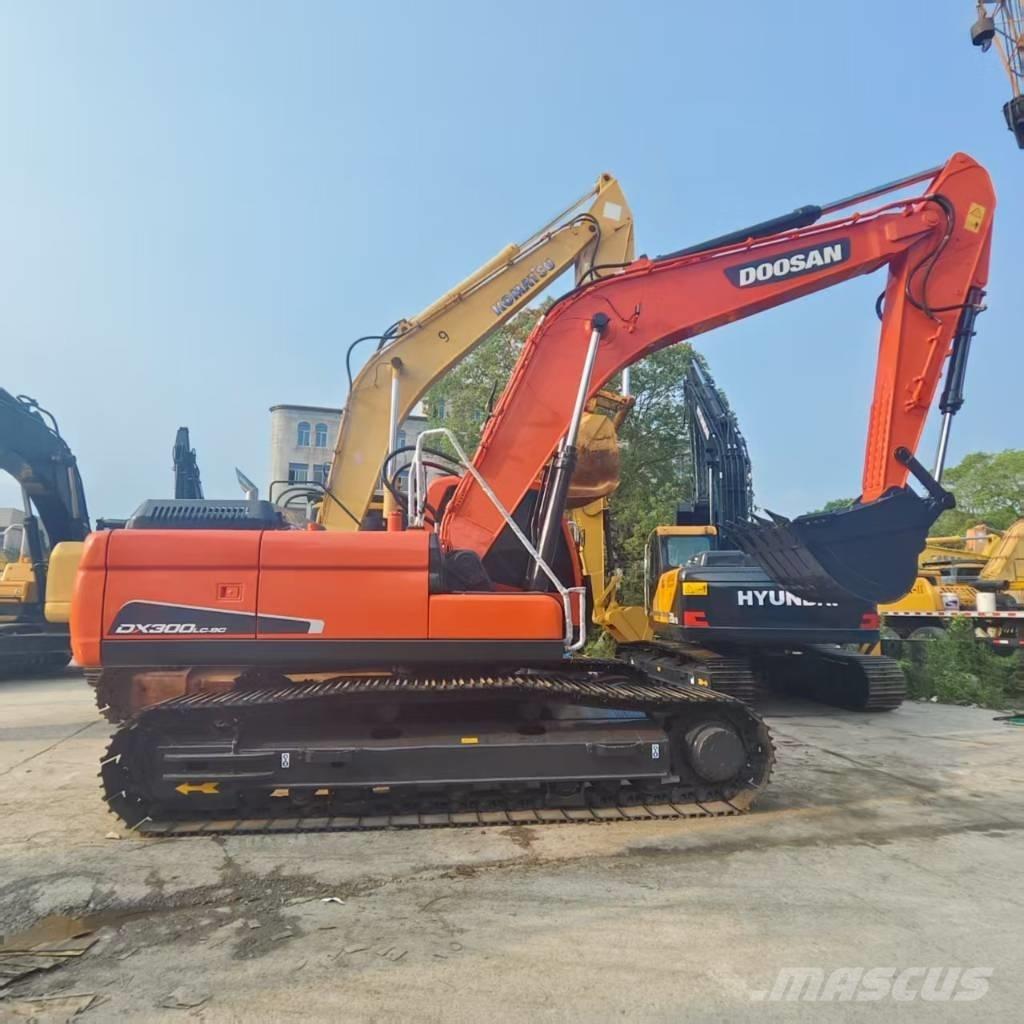 Doosan DX 300 LC Escavadeiras de esteiras