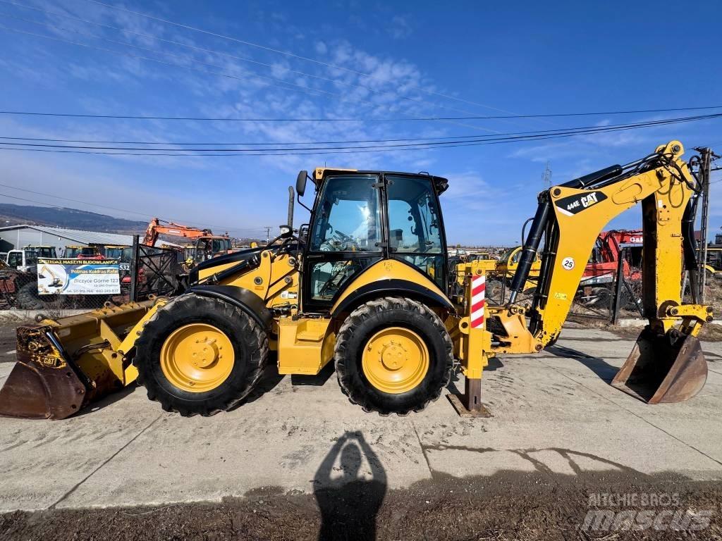 CAT 444 E Retroescavadeiras