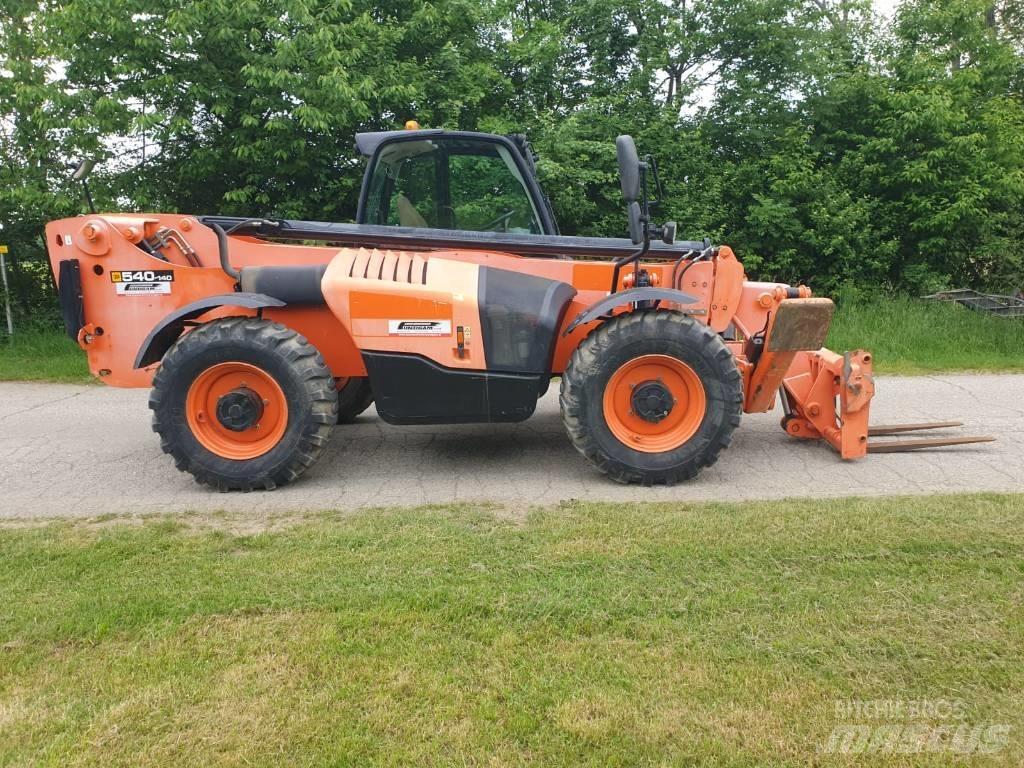 JCB 540-140 Manipulador telescópico