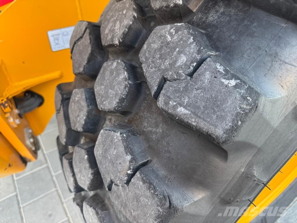 JCB 540-140 Manipulador telescópico