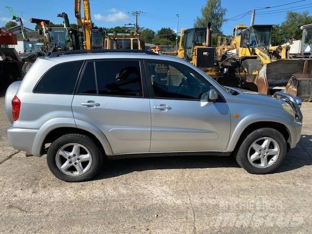 Toyota RAV-4 Automóvel