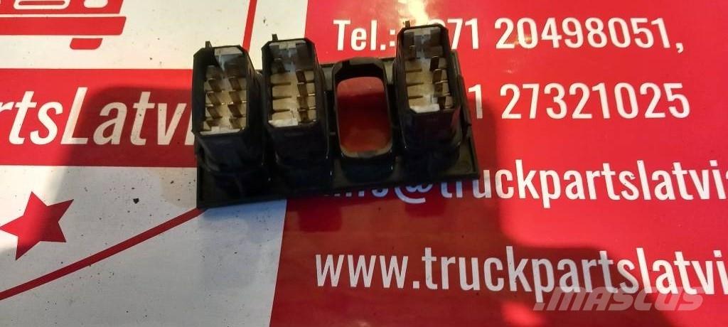 Scania R 420.   1741914 Cabines e interior