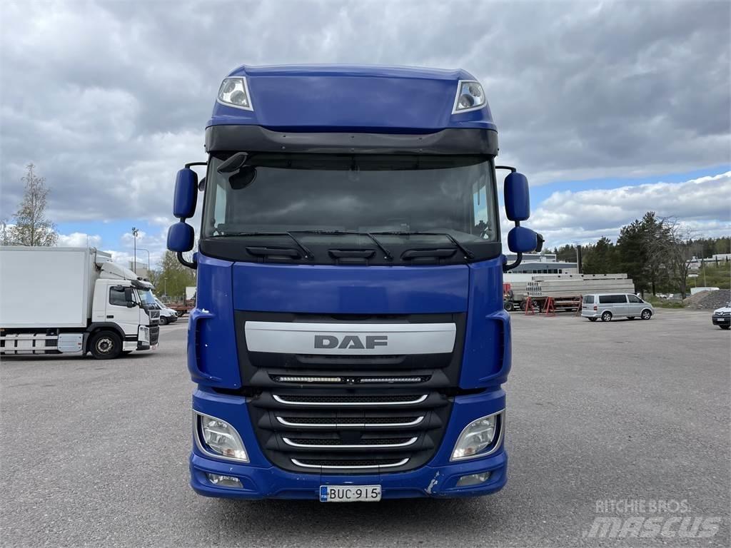 DAF XF510 6x2 Camiões Ampliroll
