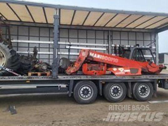 Manitou MLT 845    fork Garfos