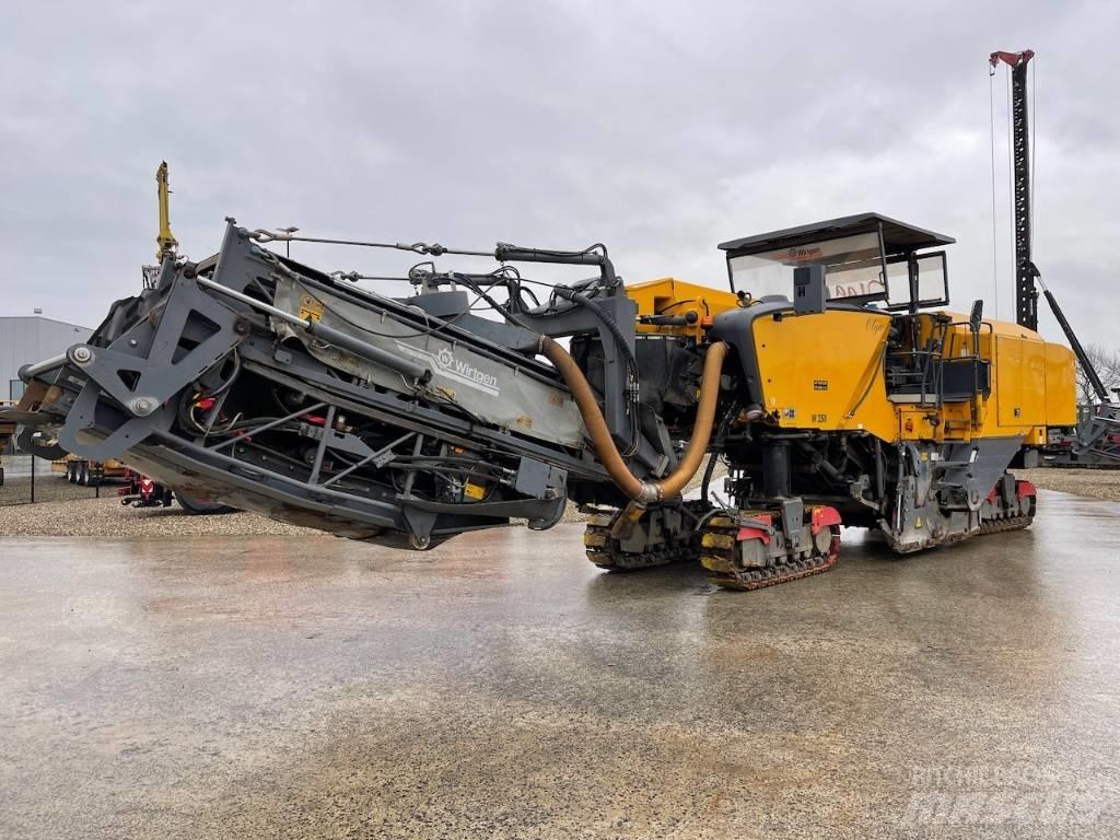 Wirtgen W250 Moinhos de asfalto a frio