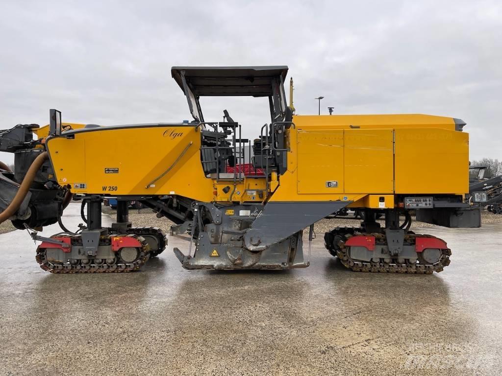 Wirtgen W250 Moinhos de asfalto a frio
