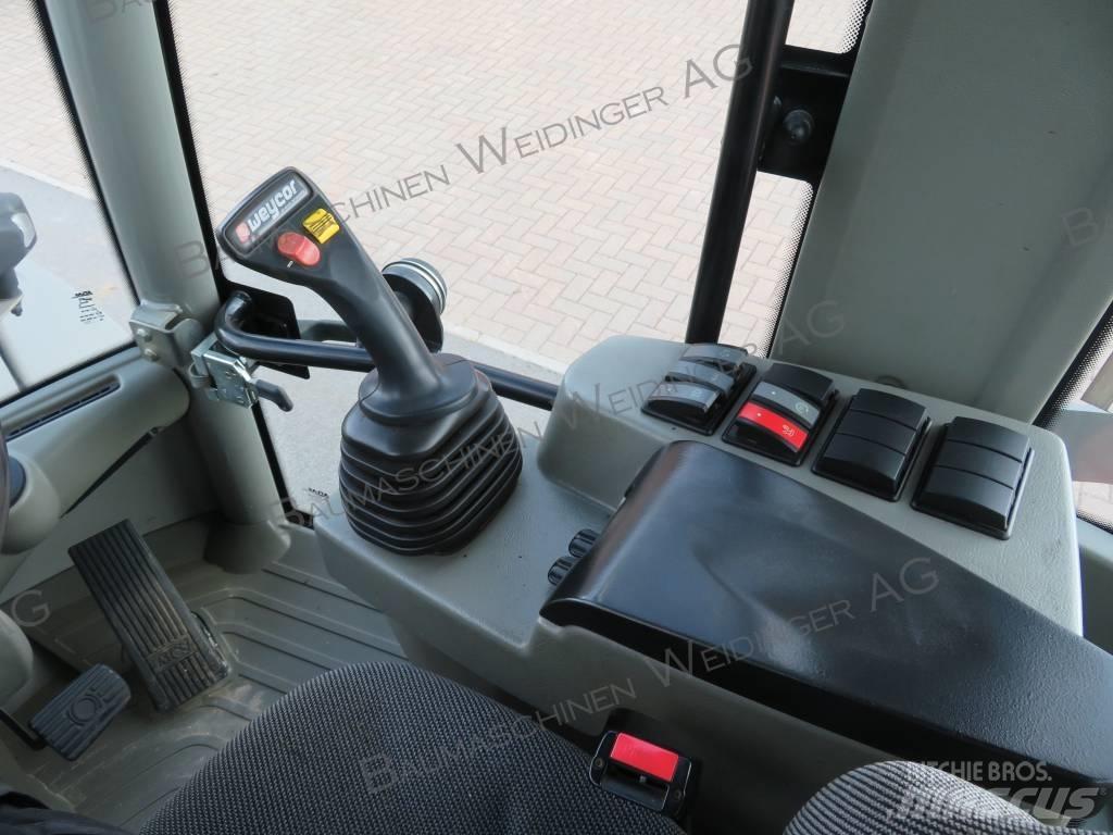 Atlas AR 420 Carregadeiras de rodas