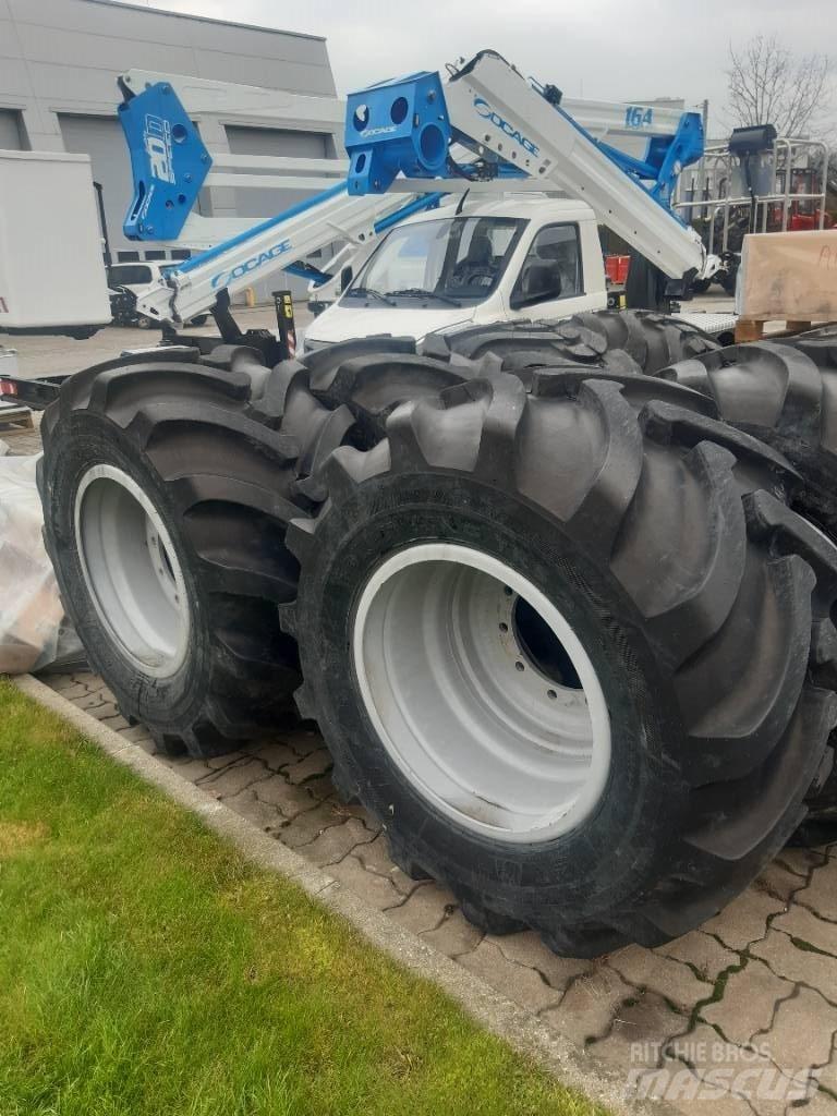Nokian 600/50-24,5 Pneus
