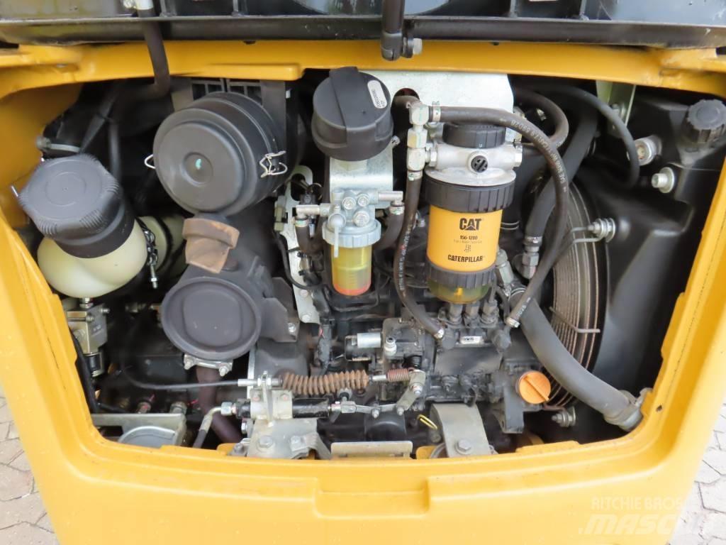 CAT 301.7 D Miniescavadeiras