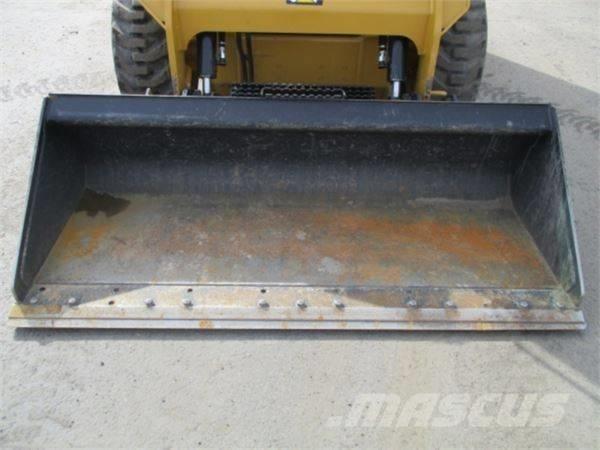 CAT 236 D Minicarregadeiras