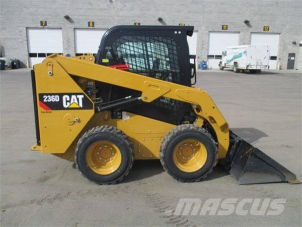 CAT 236 D Minicarregadeiras
