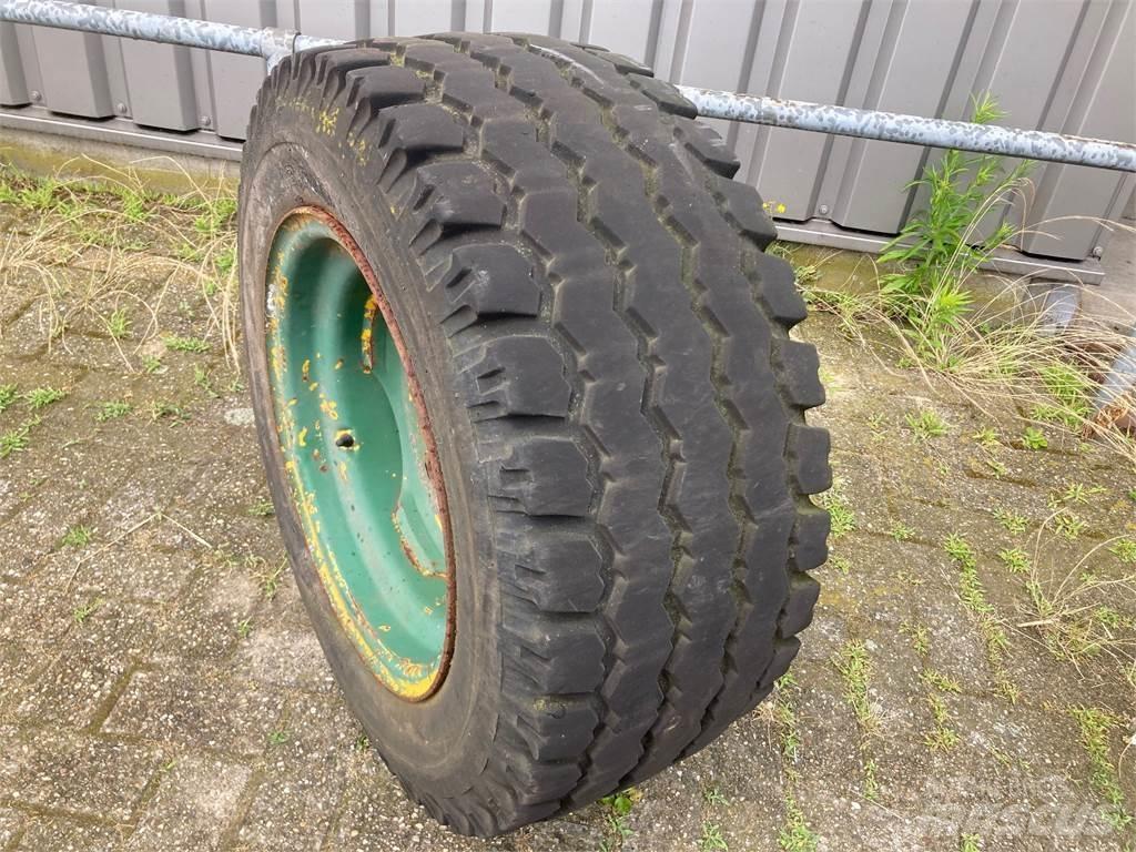 Barum 13.0/65-18 Pneus Agrícolas