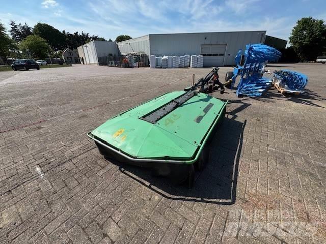 Deutz-Fahr KM 3.27 Gadanheiras