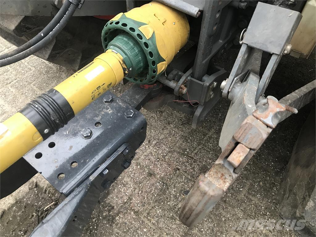 Fendt 411 Com2 Tratores Agrícolas usados