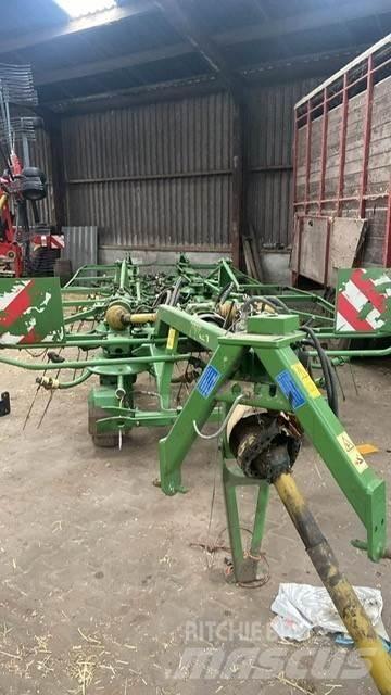 Krone KWT 15.02/14 Ancinho virador