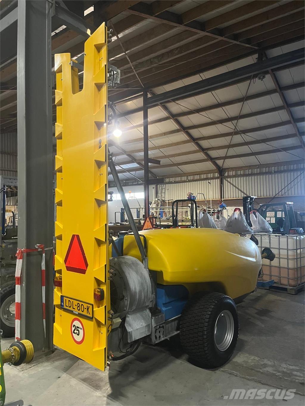  KWH Mistral 1500 Pulverizadores rebocados