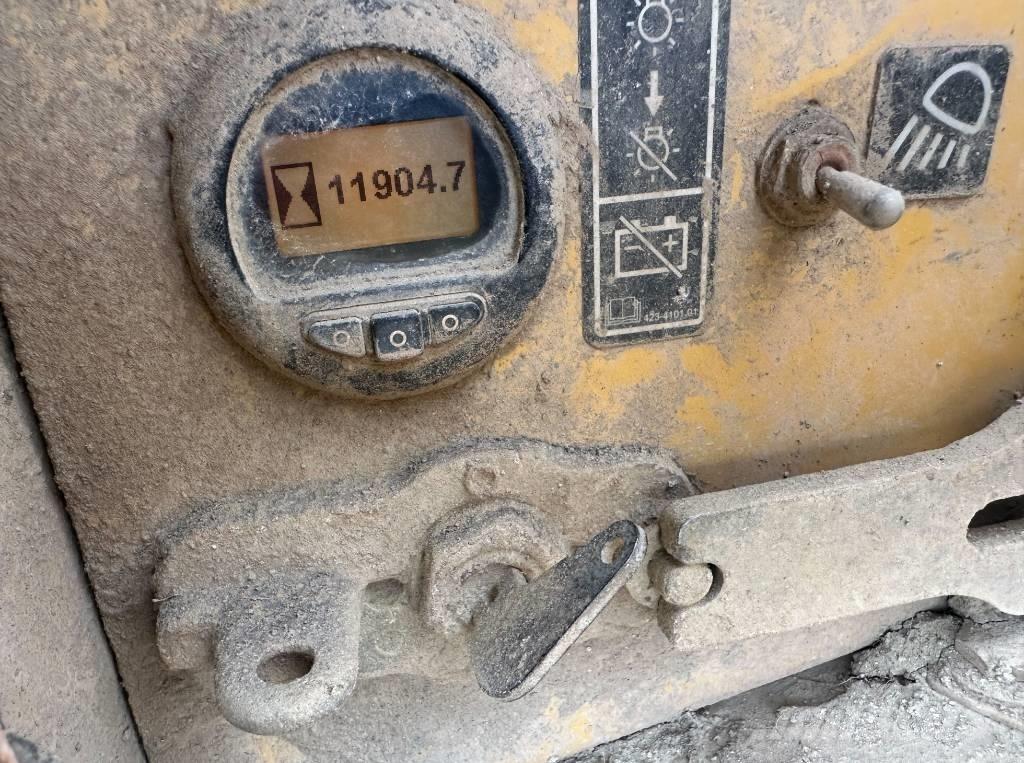 CAT D 6 T LGP Dozers - Tratores rastos