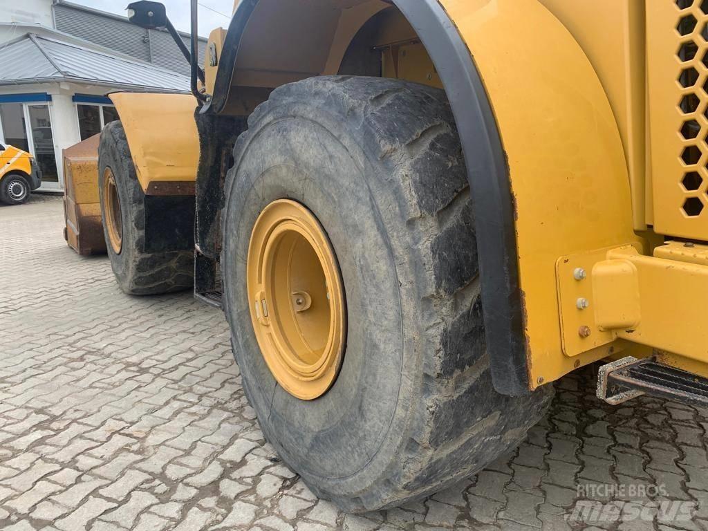 CAT 966 K Carregadeiras de rodas