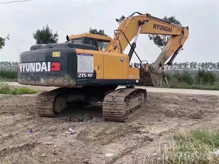 Hyundai R215VS Escavadoras de rodas