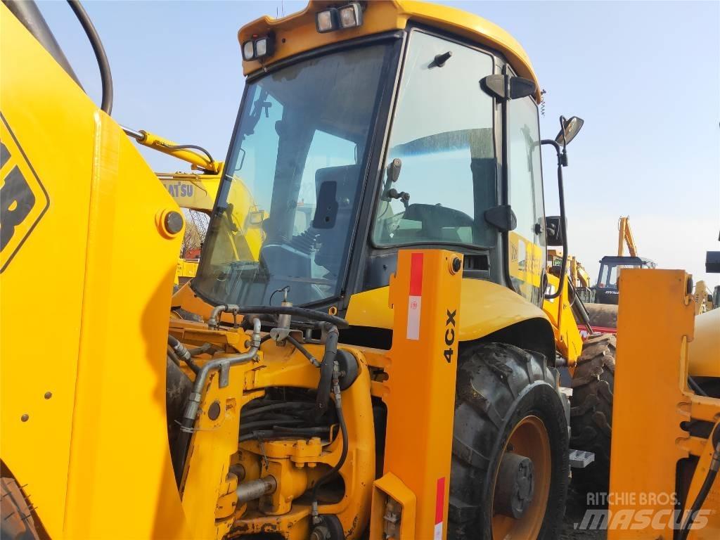 JCB 4CX Retroescavadeiras