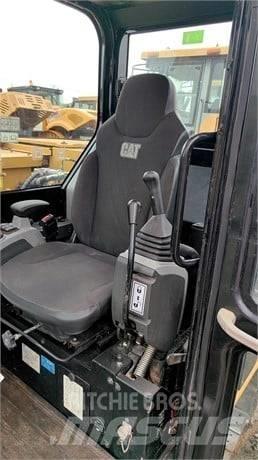 CAT 307 Miniescavadeiras
