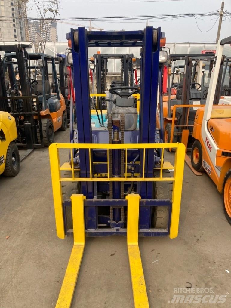 Komatsu FD25 Empilhadores Diesel