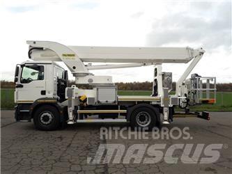 Palfinger P 370 KS Plataformas aéreas montadas em camião