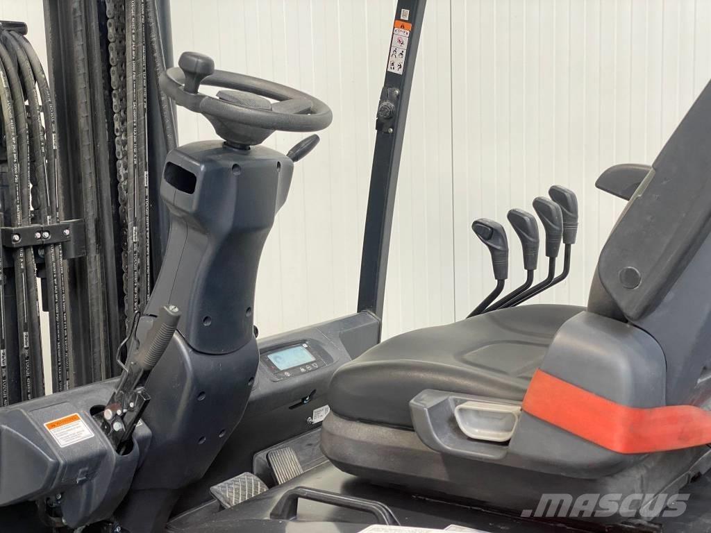 Doosan B50XC-7 Empilhadores eléctricos